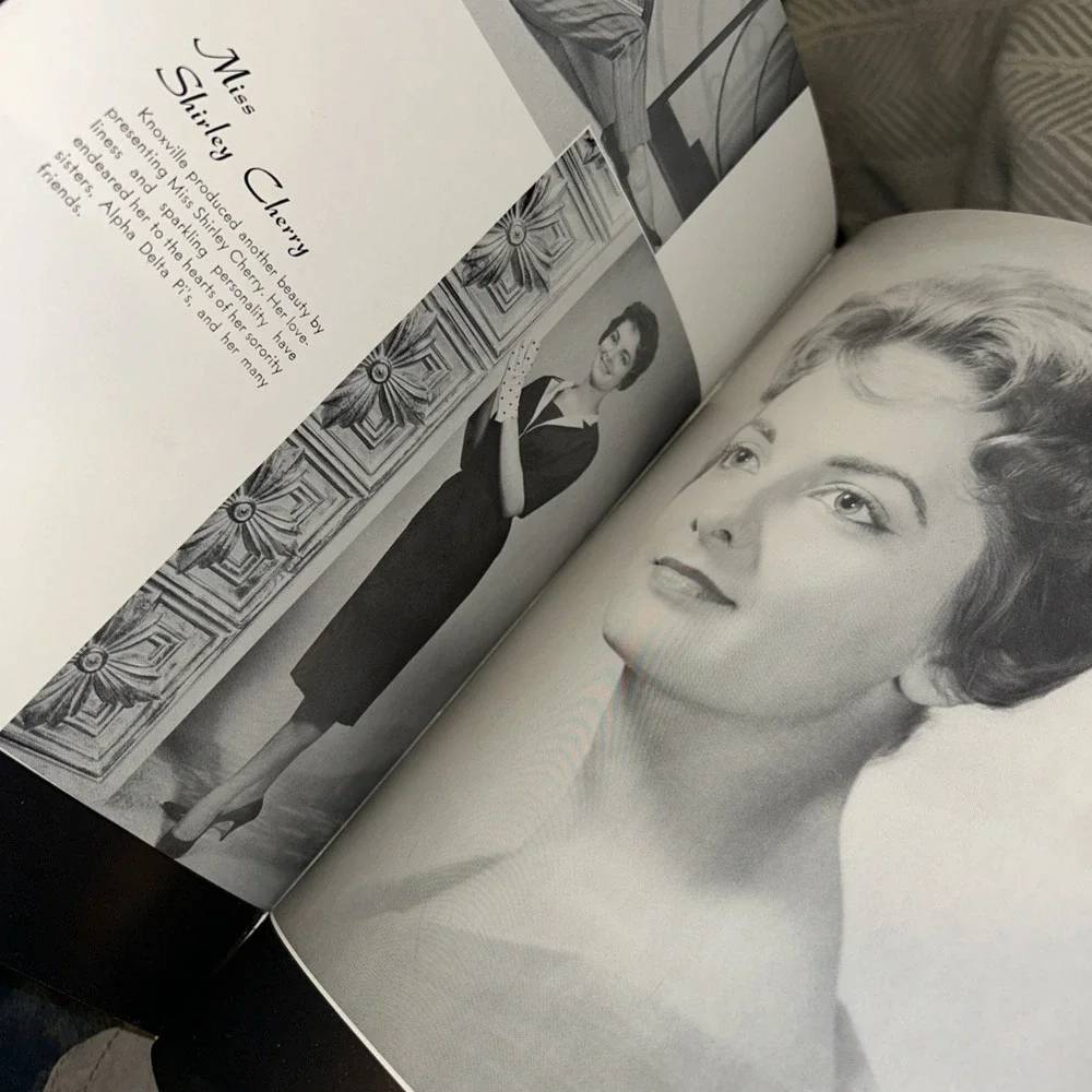 1961 Volunteer University Of Tennessee Knoxville‎ Yearbook Annual Vols